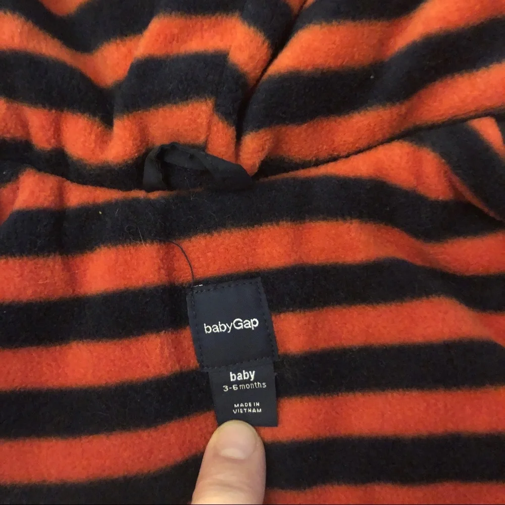 Gap jacket